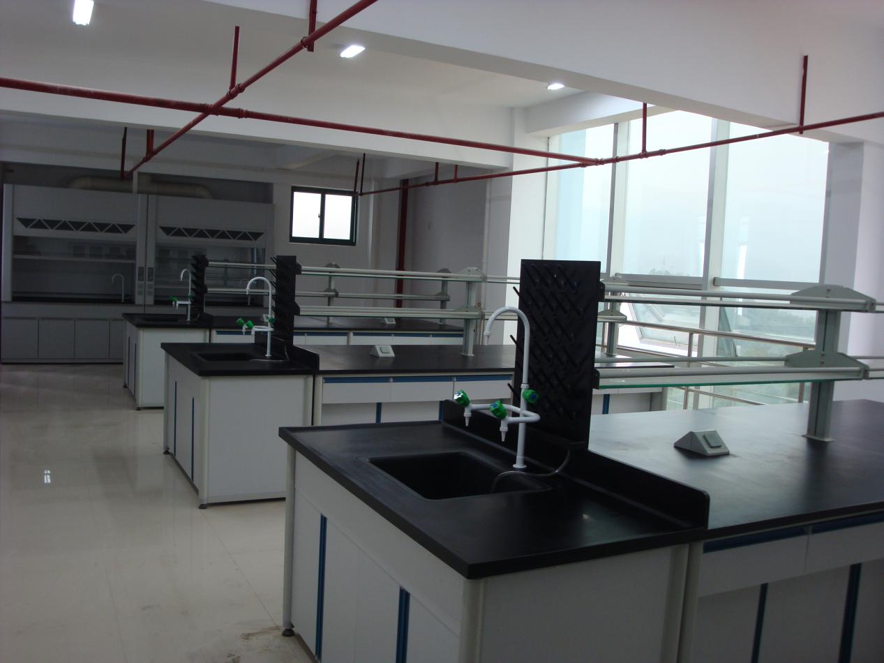 鋁木中央臺(tái)