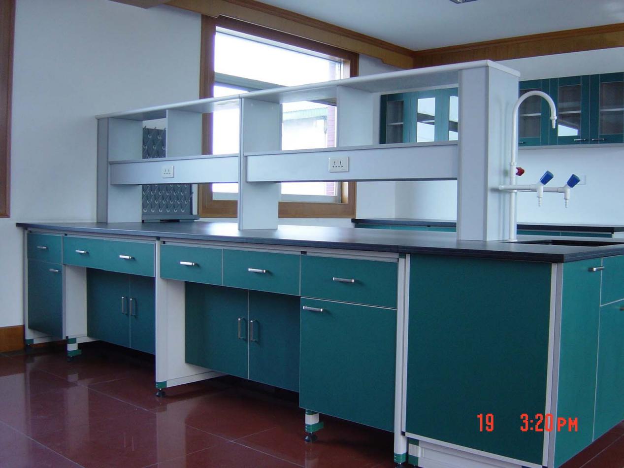 鋁木中央臺(tái)